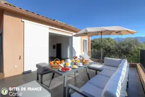 Charming gite with garden, terrace & pool | Mountain view | Close to the beach - Image 3