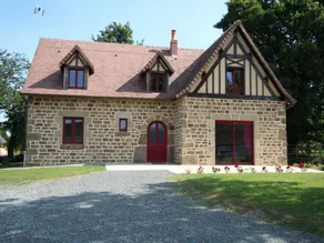 Cottage with garden & BBQ - Image 2