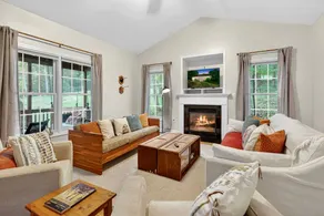Resplendent Cabin Haven near Shenandoah River in Virginia - Image 3