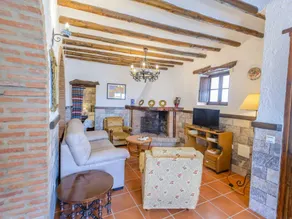 Holiday home with barbecue, pool & terrace - Image 2