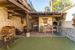 Family-oriented nice holiday home with fast internet, garden & terrace | Mountain view | Suitable for remote work | Pets allowed - Image 2