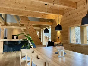 Maravilloso apartamento apropiado para familias con terraza y jardín - Image 2