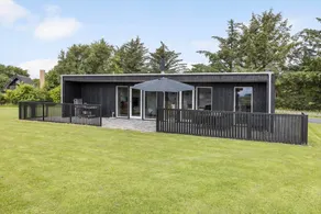 Fully equipped house with terrace, barbecue & jacuzzi | Pet-friendly - Image 4