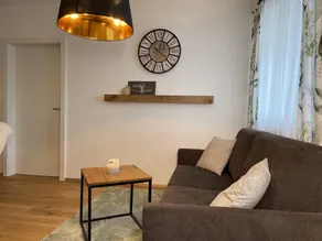 Flat with terrace - Image 2