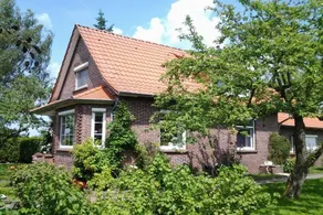 Holiday home with garden - Image 2