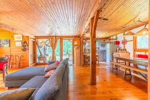 Holiday Home 'Maison Landaise' with Private Terrace, Private Garden and Wi-Fi - Image 4
