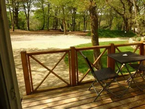 Mobil-home avec terrasse - Image 5