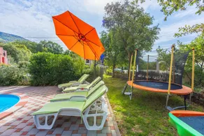 Holiday home with terrace, private pool & barbeque - Image 5