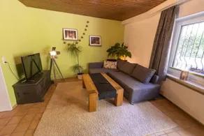 Apartment 'Taunuslodge' with Private Terrace, Garden and Wi-Fi - Image 3
