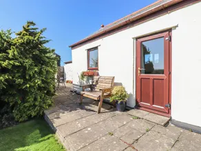 Family-friendly lovely cottage with garden | Pet-friendly - Image 2