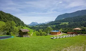 Family-friendly beautiful holiday apartment with garden, sauna & terrace - Image 5