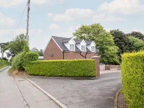 Wonderful cottage with garden - Image 2