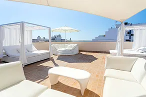 Apartment mit Pool | Stadtblick - Image 3