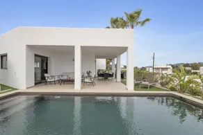 Villa with garden, barbeque & private pool | Mountain view - Image 3