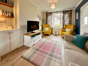 Family-oriented cottage with garden | Pets allowed - Image 2