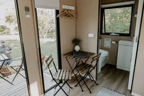 Tiny Glamping in Mount Perry, Ideal to Explore Mount Walsh National Park - Image 4