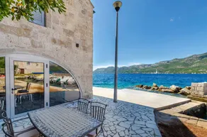 Villa Samostan Prestige - 4 Bedroom Villa - Stunning Sea Views - Jacuzzi - Gym - Image 5