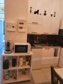 Apartment with BBQ & garden | Garden view - Image 5