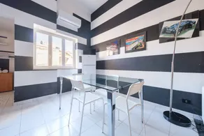 Agréable appartement de vacances avec internet haut débit et terrasse | Vue ville | Parfait pour le travail à distance | Avec animaux autorisés - Image 3