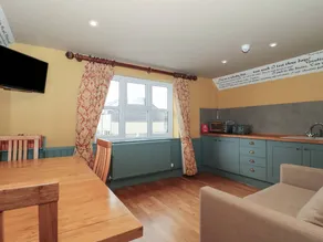 Family-oriented cottage with garden | Pets are welcome - Image 5