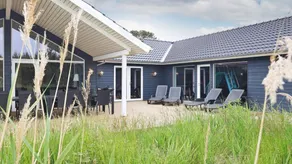 Holiday home with hot tub, pool & sauna - Image 3