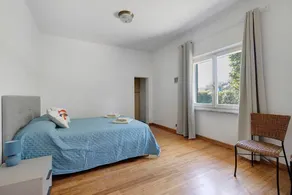 Holiday home with garden, hot tub & terrace | Pet-friendly - Image 2