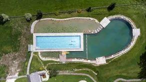 Charmant appart'hôtel adapté aux familles avec jardin, piscine chauffée et jacuzzi | Près des pistes de ski | Avec animaux autorisés - Image 3