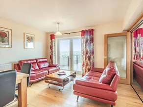Family-friendly charming cottage with barbecue, garden & hot tub - Image 5