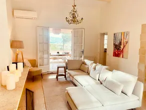 Terraced house with 2 bedrooms - Image 4