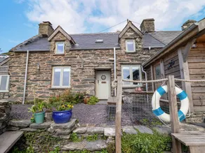 Family-friendly cottage with garden | Beach view | Beach nearby | Pets allowed - Image 4