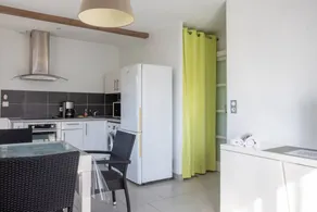 Family-friendly apartment | City view | Pets are welcome - Image 4