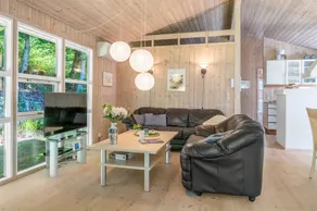 Fully equipped nice holiday home with BBQ & terrace | Dogs allowed - Image 2
