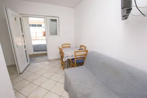 Charming holiday apartment with terrace & BBQ | Garden view | Next to the beach | Pets allowed - Image 4