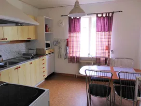 Holiday apartment with garden - Image 2