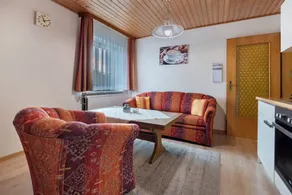 Charming holiday apartment with terrace & garden | City view - Image 4