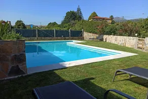 Fully equipped villa with garden, private pool & barbeque | Mountain view | Pet-friendly - Image 2