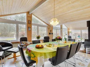 Ferienhaus mit Sauna und Terrasse - Image 4