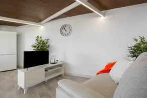'Domingo' with Sea View, Private Terrace and Wi-Fi - Image 4