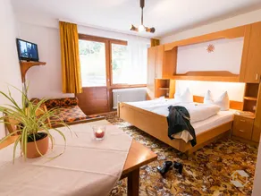 Double Room with Shared Terrace, Balcony and Wi-Fi - Image 2