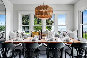 Spectacular Beach House with Gorgeous Sights in Kingsville, Ontario - Image 3