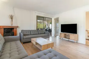 Ferienhaus mit Terrasse, Grill und privatem Pool | Bergblick - Image 3