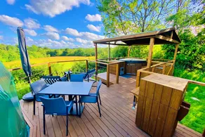 Scotney Luxury Dome - Image 5