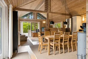 House with jacuzzi, sauna & terrace - Image 3