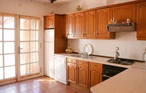 House with terrace & BBQ - Image 3