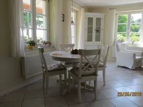 Family-friendly lovely flat with garden, terrace & BBQ | Lake view - Image 4