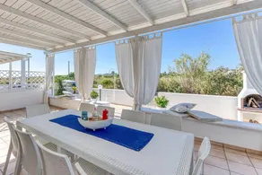 Casa con griglia e terrazza | Vista sul mare | Adatta per il telelavoro - Image 2