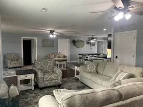 Charming Vacation Rental near Owensville, Missouri - Ideal for a Glamping Retreat with Family and Friends - Image 2