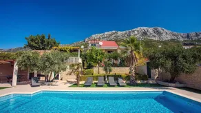 Flat with barbeque, terrace & garden | Mountain view - Image 4