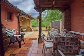 Child-friendly charming holiday home with pool, terrace & garden | Mountain view | Perfect for remote work | Pets are welcome - Image 3