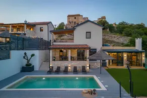 Family-oriented nice villa with barbecue | Sea view - Image 4